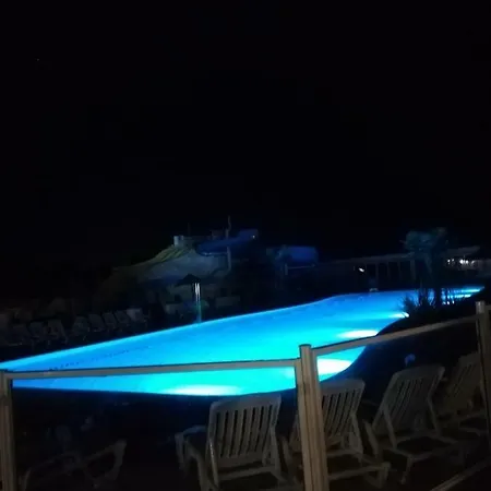 Дом отдыха Holiday Camping Les Charmettes 3